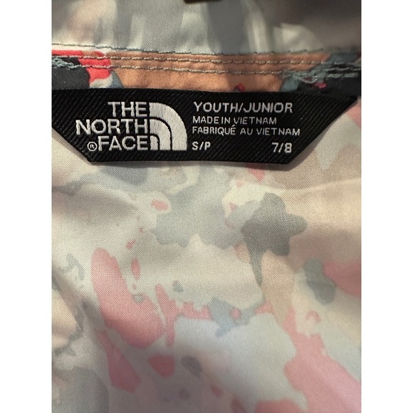 The North Face packable wind jacket, half zip - Picture 6 of 6